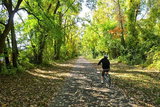 Erie Canalway Trail running and cycling