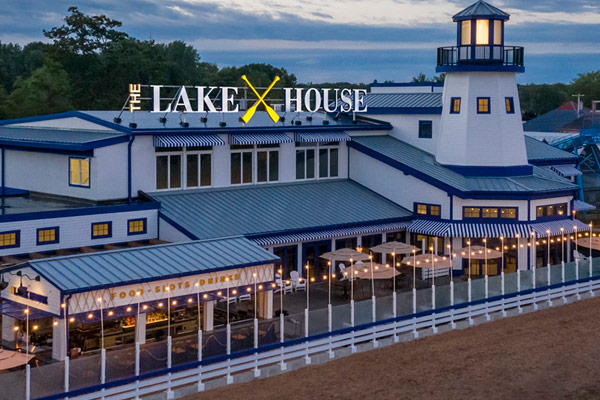 The Lake House at Sylvan Beach slots waterfront NY