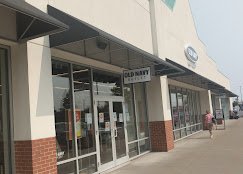 Old Navy Finger Lakes Premium Outlets Waterloo NY