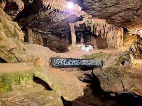 Secret Caverns Howes Cave